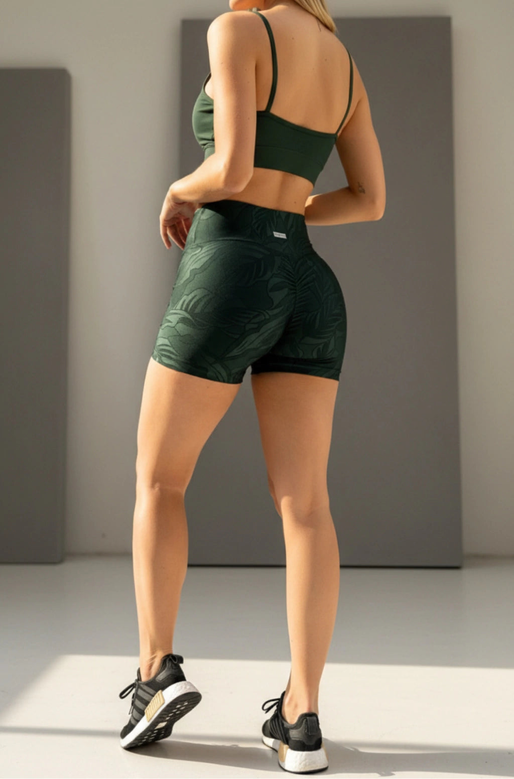 Short Empina Bumbum J-Winner Verde