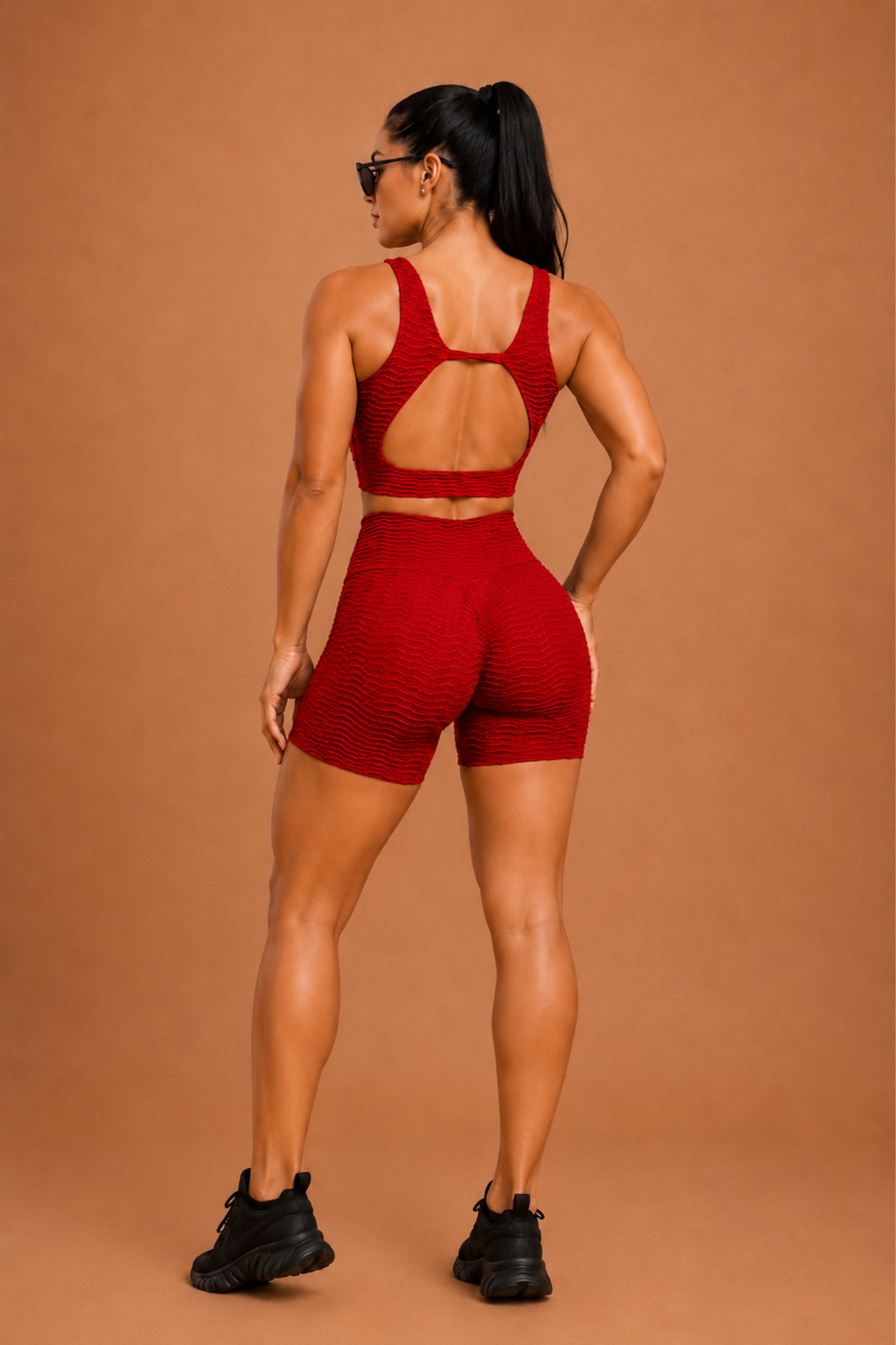 Short cintura alta empina bumbum brocado vermelho